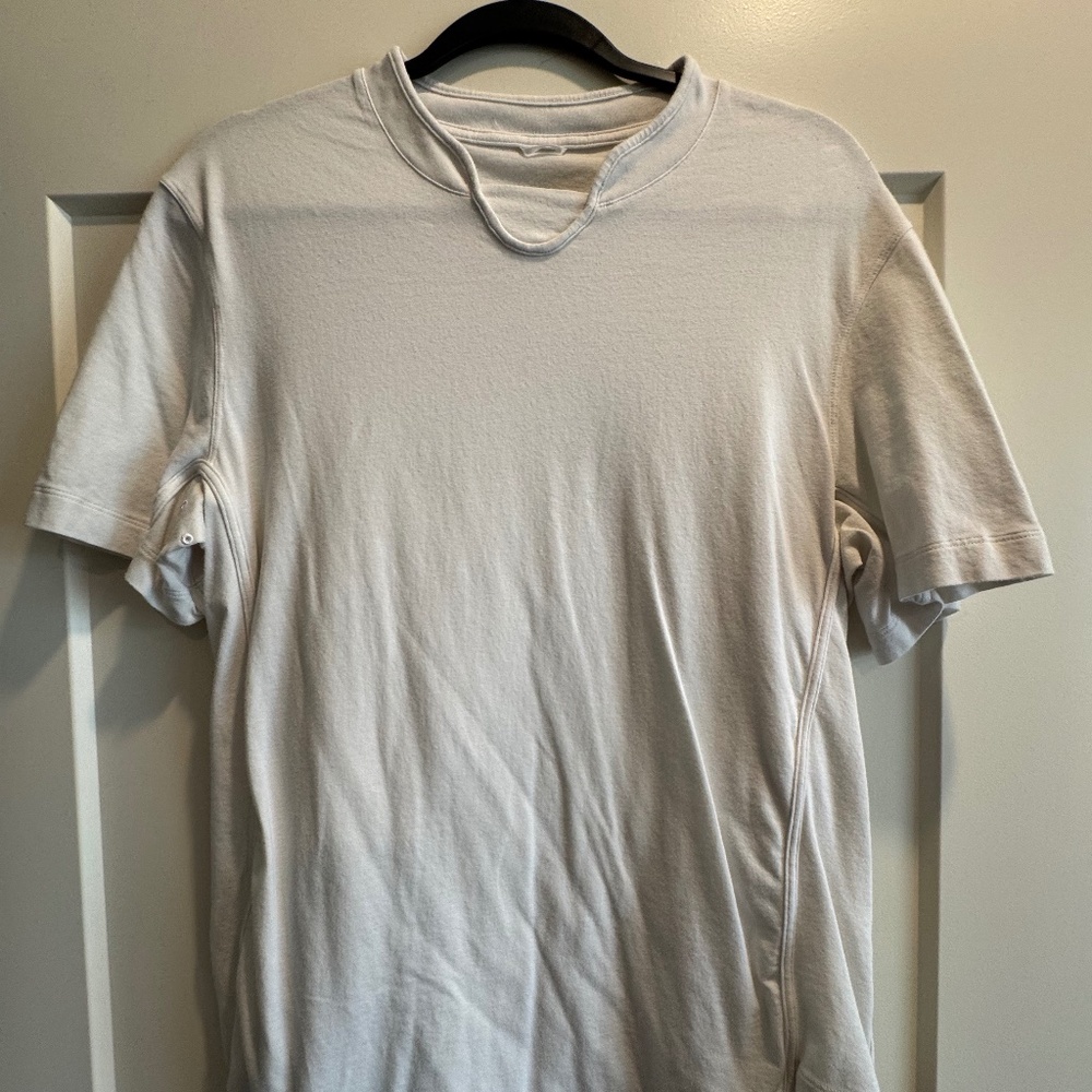 Kit and Ace white mens medium tee shirt